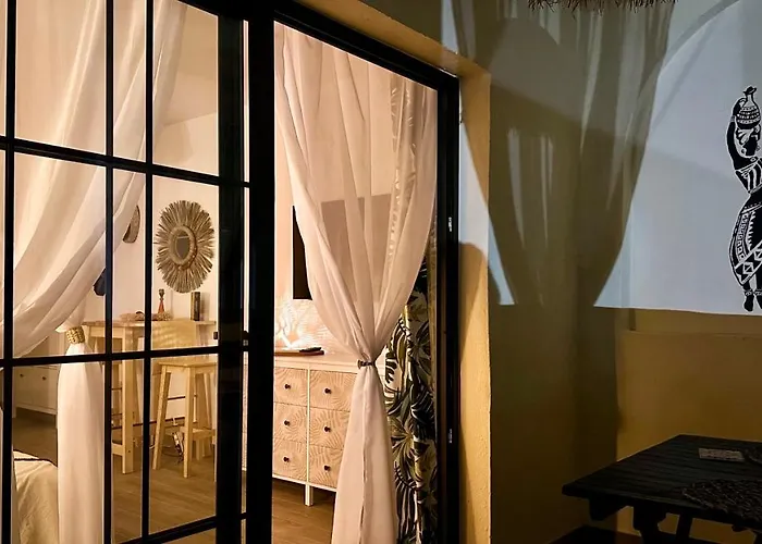 The Hut - Apartman *