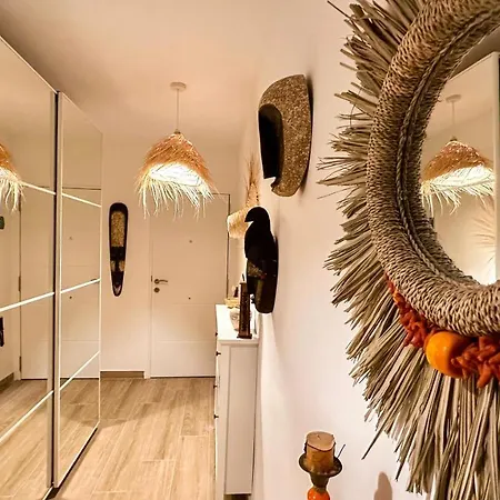 The Hut - أذيخي